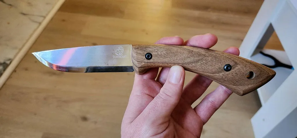 BeaverCraft BSH1 Dune bushcraftkniv højrehåndet valnød