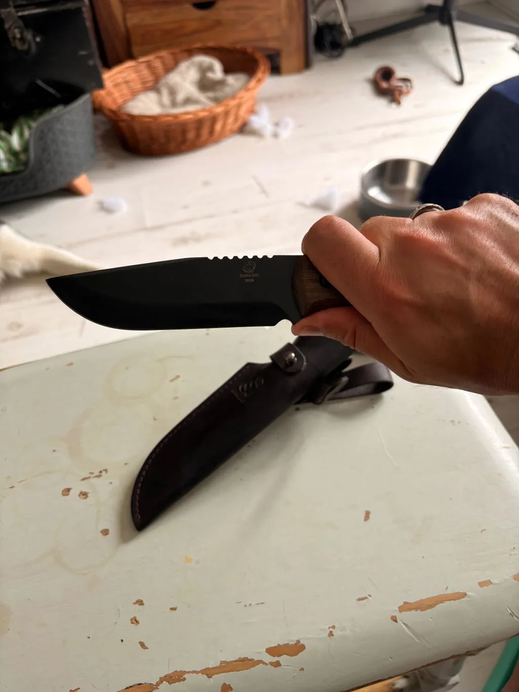 BeaverCraft Dusk bushcraftkniv carbon med ildstål