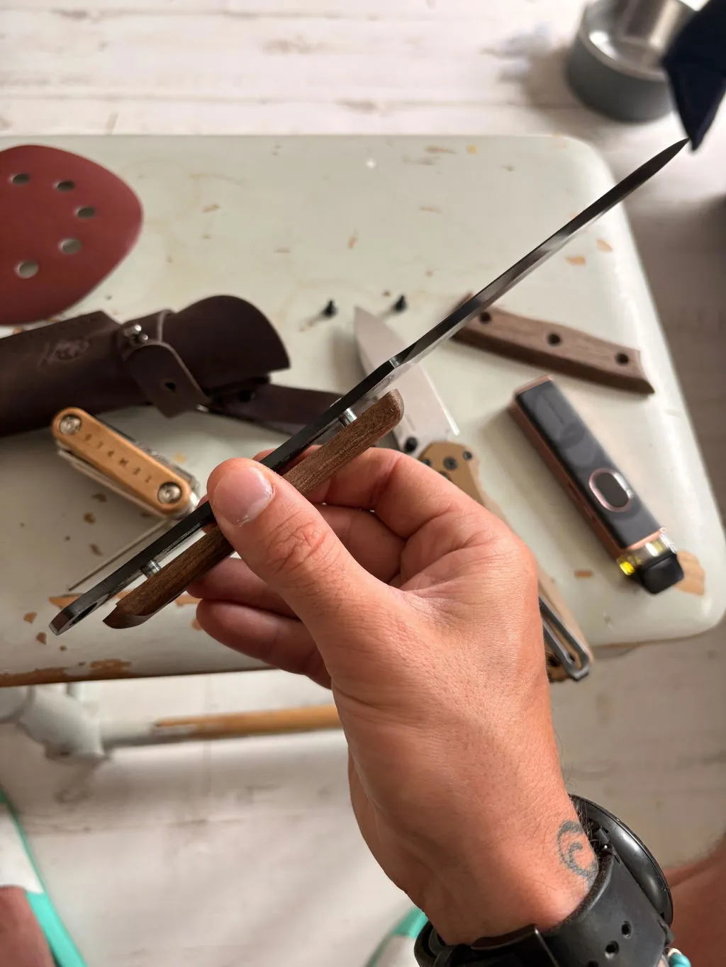 BeaverCraft Dusk bushcraftkniv carbon med ildstål