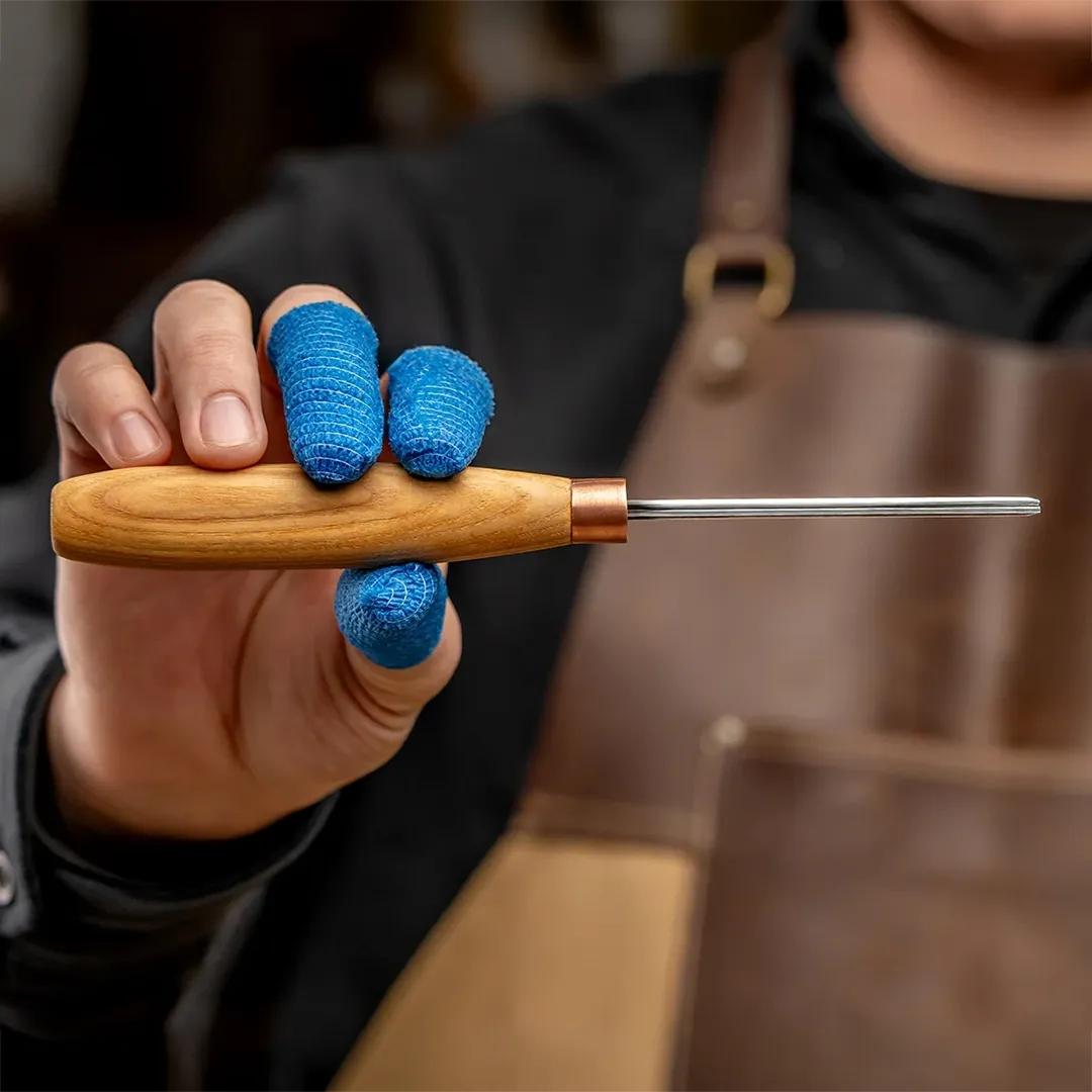 BeaverCraft Compact V-jern sweep 12, 2 mm kulstål