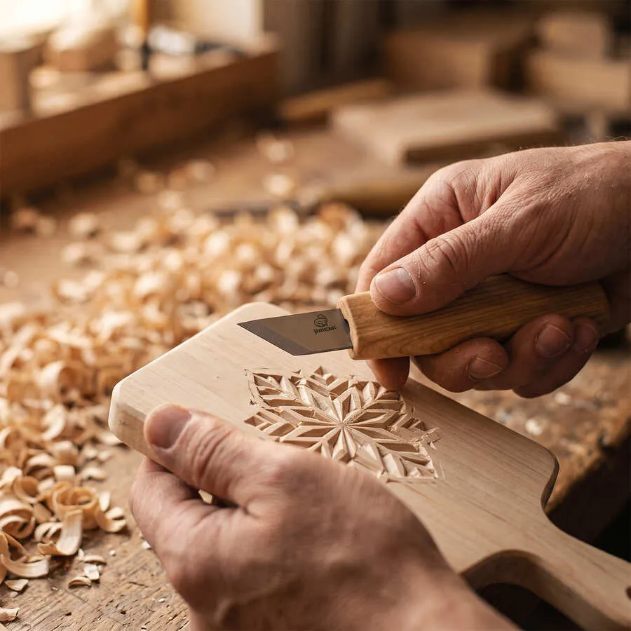 BeaverCraft C12 chipcarvingkniv skrå klinge dybe snit