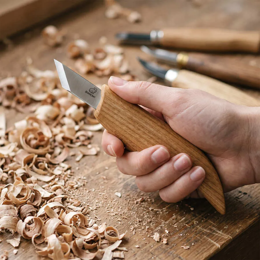 BeaverCraft C12 chipcarvingkniv skrå klinge dybe snit