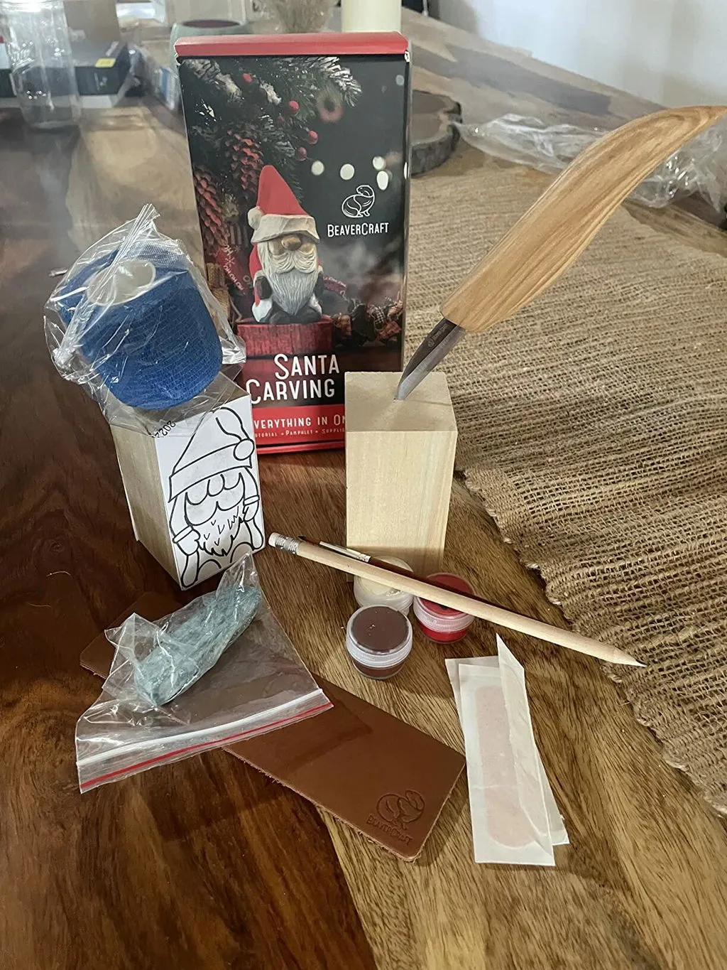 BeaverCraft DIY06 julemand skæresæt træ med maling