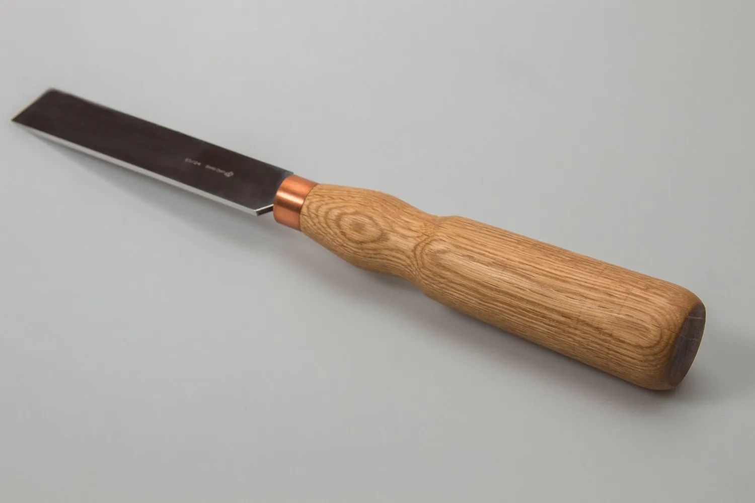 BeaverCraft stemmejern 24 mm fladt snittejern kulstofstål