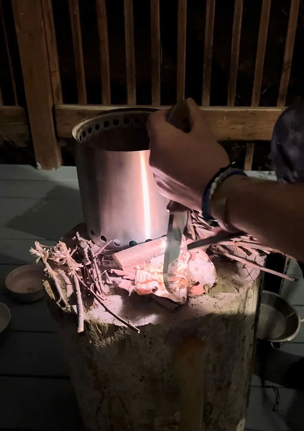 BeaverCraft BSH1 Dune bushcraftkniv højrehåndet valnød